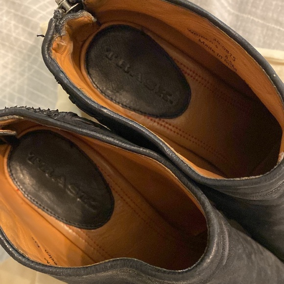 Trask, Suede, Made in Mexico, Women’s Heeled booties, size 8.5 lace up detail - Picture 6 of 7